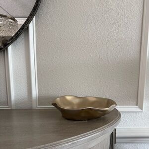 Elegant Gold Decorative Bowl